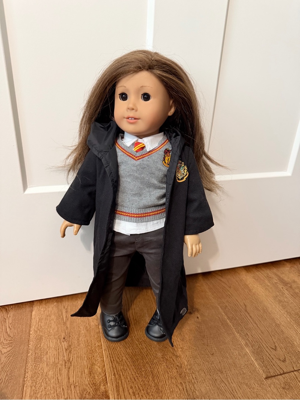 American Girl 18" Doll Brunette Long Brown Hair Brown Eyes 2 Teeth Beautiful